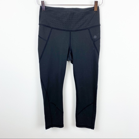 Athleta | Black Stealth Tru Cool Cropped Leggings Capri - Picture 5 of 15
